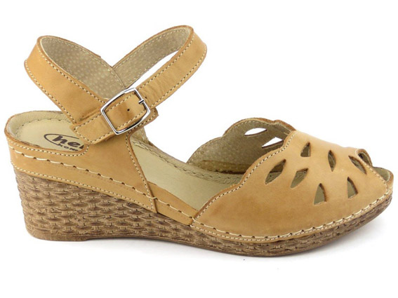 A manufacturer of footwear, men's and women's children's shoes made of natural leather